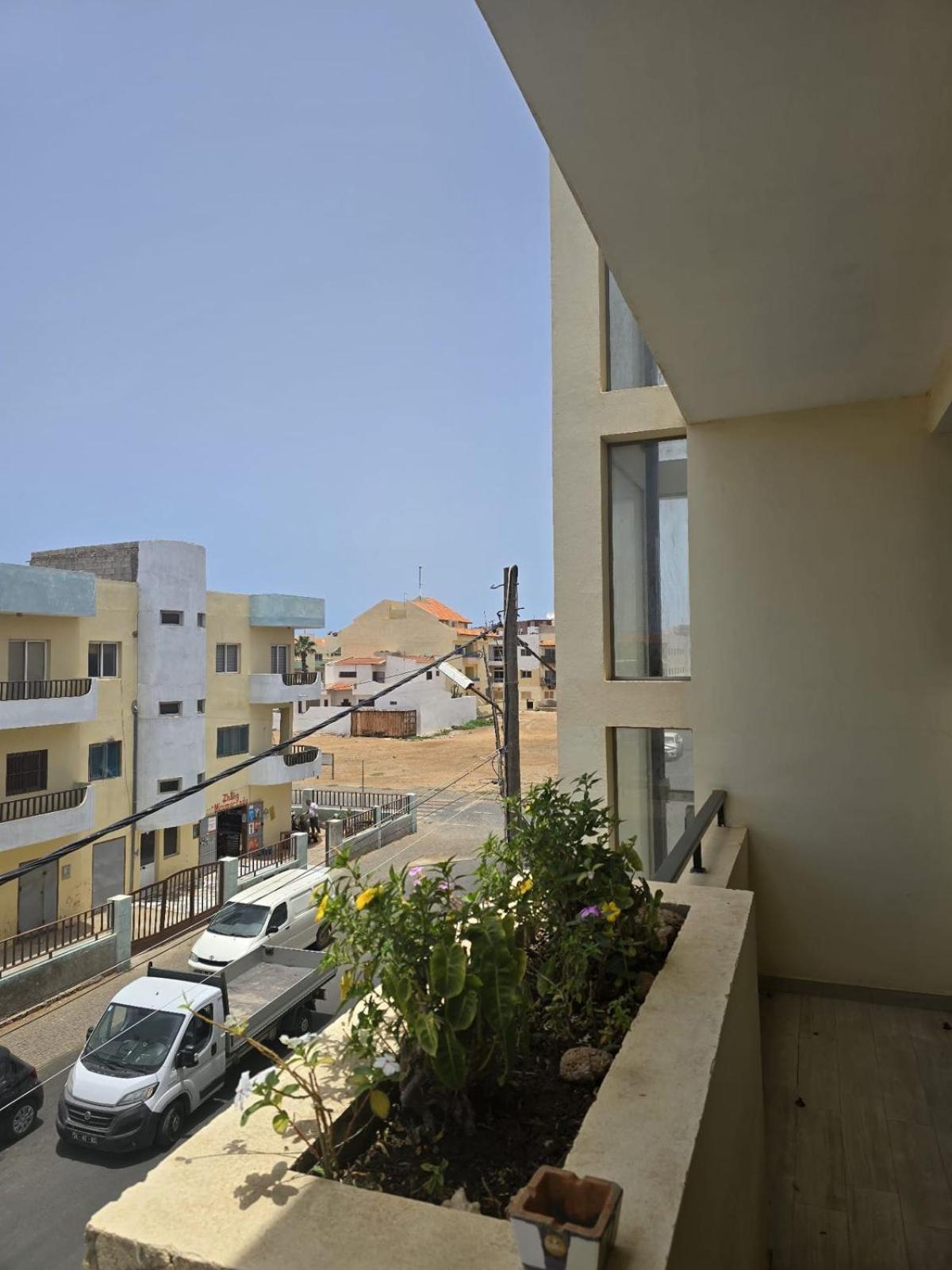 Surf House Cabo Verde Санта Мария Екстериор снимка