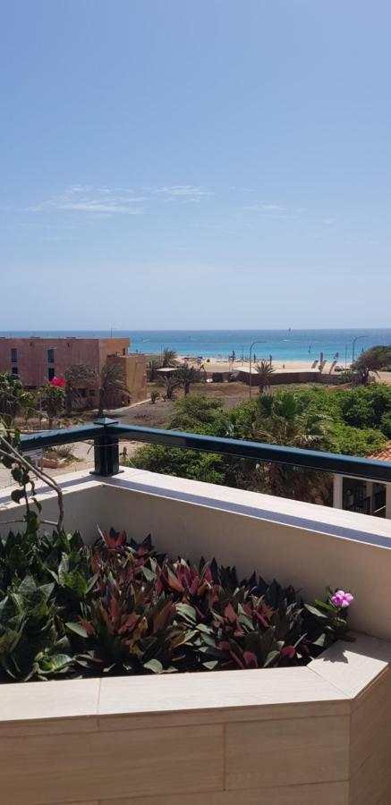 Surf House Cabo Verde Санта Мария Екстериор снимка